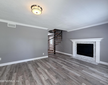 5336 Cruz Road - Photo Thumbnail 3