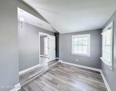 5336 Cruz Road - Photo Thumbnail 9