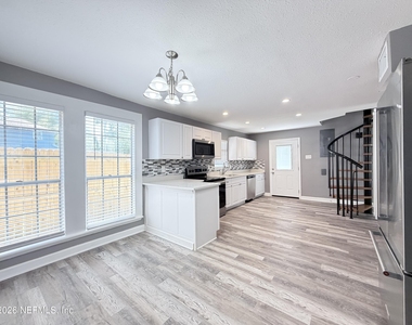 5336 Cruz Road - Photo Thumbnail 8