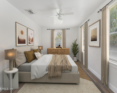 1018 W 23rd Street - Photo Thumbnail 4