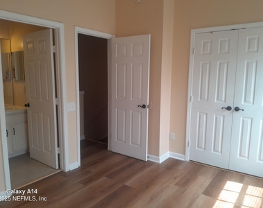 8230 N Dames Point Crossing Boulevard N - Photo Thumbnail 32