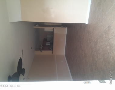 8230 N Dames Point Crossing Boulevard N - Photo Thumbnail 30