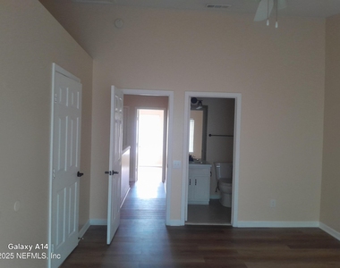 8230 N Dames Point Crossing Boulevard N - Photo Thumbnail 31