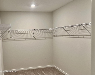14750 Cashew Avenue - Photo Thumbnail 23