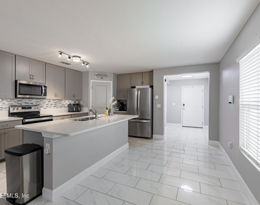 7705 Peace Lane - Photo Thumbnail 4