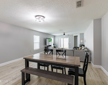 7705 Peace Lane - Photo Thumbnail 9