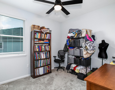 8263 Victory Crossing Boulevard - Photo Thumbnail 12