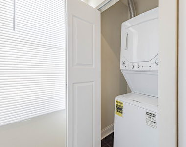 5933 W Huron Street - Photo Thumbnail 18