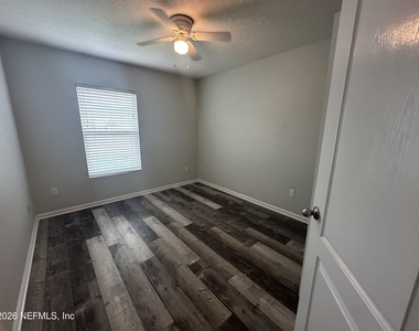 494 Grampian Highlands Drive - Photo Thumbnail 17