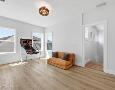 142 Seabrook Drive - Photo Thumbnail 55