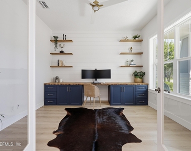 142 Seabrook Drive - Photo Thumbnail 7