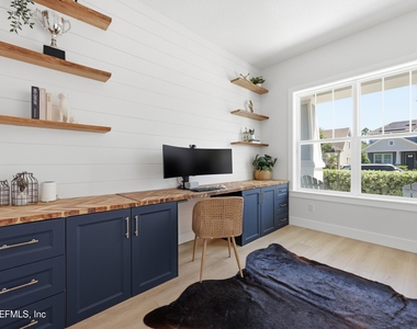142 Seabrook Drive - Photo Thumbnail 8