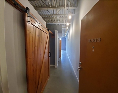 5200 Peachtree Street - Photo Thumbnail 3