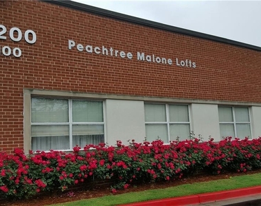 5200 Peachtree Street - Photo Thumbnail 1