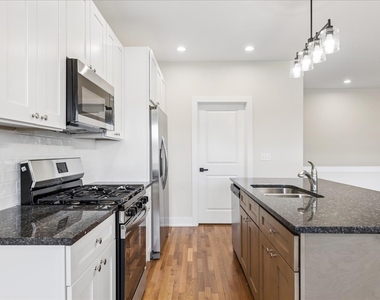925 Partridge Circle - Photo Thumbnail 6