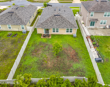 75346 Bridgewater Drive - Photo Thumbnail 11