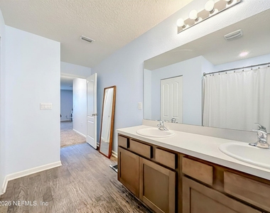 75346 Bridgewater Drive - Photo Thumbnail 7