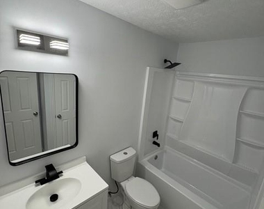 782 Fox Valley Drive - Photo Thumbnail 6