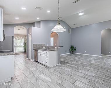 2243 Trailwood Drive - Photo Thumbnail 18