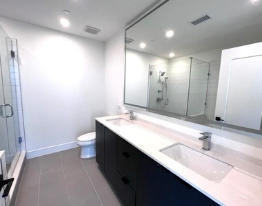 788 W Marietta Street Nw - Photo Thumbnail 7