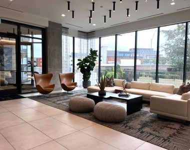 788 W Marietta Street Nw - Photo Thumbnail 18