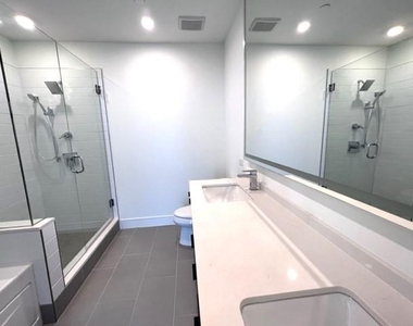 788 W Marietta Street Nw - Photo Thumbnail 8