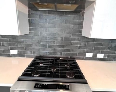 788 W Marietta Street Nw - Photo Thumbnail 5