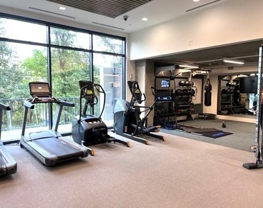788 W Marietta Street Nw - Photo Thumbnail 15
