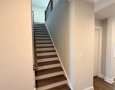 146 Willowfern Lane - Photo Thumbnail 10