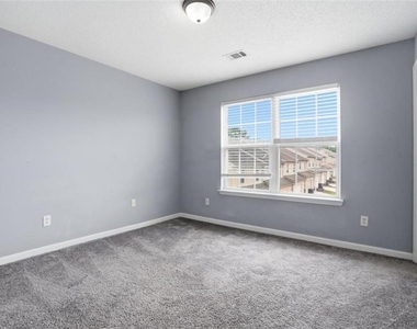 5497 Festival Avenue - Photo Thumbnail 17