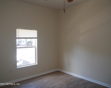 7920 Merrill Road - Photo Thumbnail 7