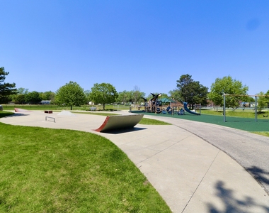 12 Oak Creek Drive - Photo Thumbnail 18