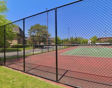 12 Oak Creek Drive - Photo Thumbnail 16