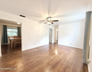 5632 Oliver Street - Photo Thumbnail 4