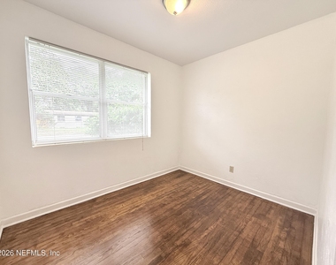 5632 Oliver Street - Photo Thumbnail 12