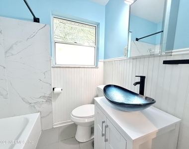 5632 Oliver Street - Photo Thumbnail 18