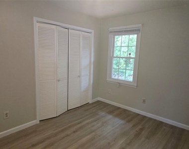 5734 Lanny Lane - Photo Thumbnail 15