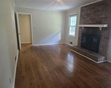 5734 Lanny Lane - Photo Thumbnail 9