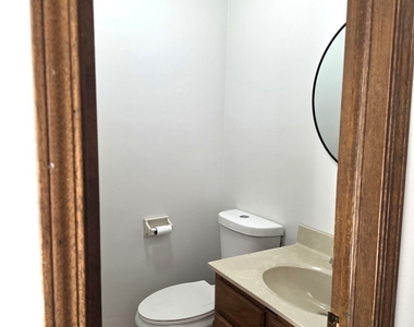 1234 N Lyle Avenue - Photo Thumbnail 9