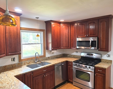 1234 N Lyle Avenue - Photo Thumbnail 4