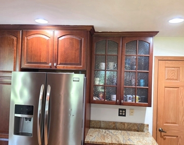 1234 N Lyle Avenue - Photo Thumbnail 3