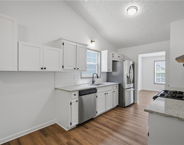 3989 Courtlin Cove Nw - Photo Thumbnail 8