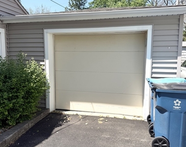 1820 Plum Street - Photo Thumbnail 1