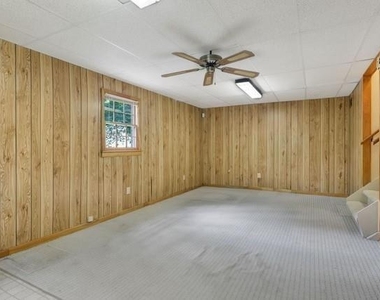 2853 Northbrook Drive - Photo Thumbnail 23
