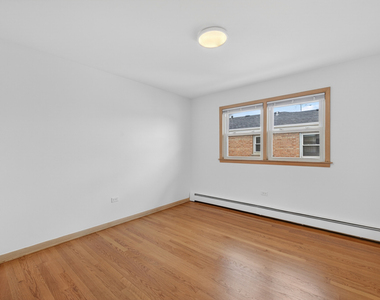 8312 W Summerdale Avenue - Photo Thumbnail 15