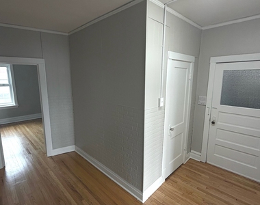 440 S Ridgeland Avenue - Photo Thumbnail 1