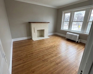 440 S Ridgeland Avenue - Photo Thumbnail 4