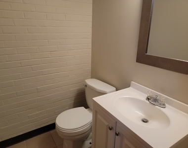 7432 Washington Street - Photo Thumbnail 5