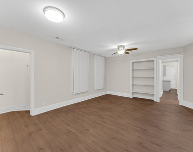 6424 S Ingleside Avenue - Photo Thumbnail 2