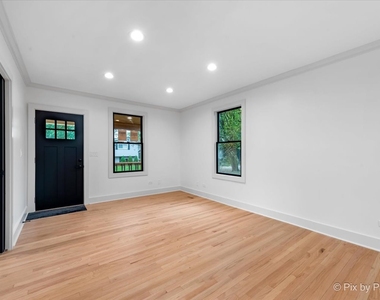 518 Illinois Street - Photo Thumbnail 13